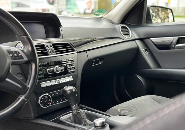 Mercedes-Benz Klasa C cena 39700 przebieg: 240000, rok produkcji 2013 z Chocz małe 497